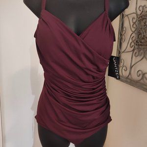 Jantzen Layered Flattering Ruched One Piece Swimsuit Womens 12 Beach Cruise NWT